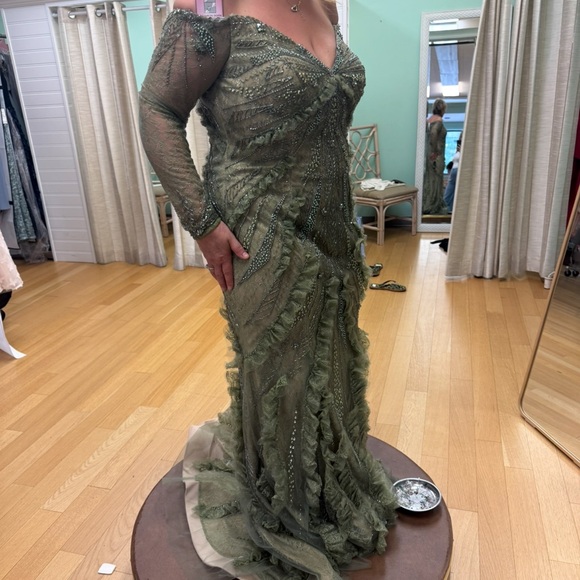 Terani Couture Elegant Olive Green Off-Shoulder Dress - Picture 6 of 10